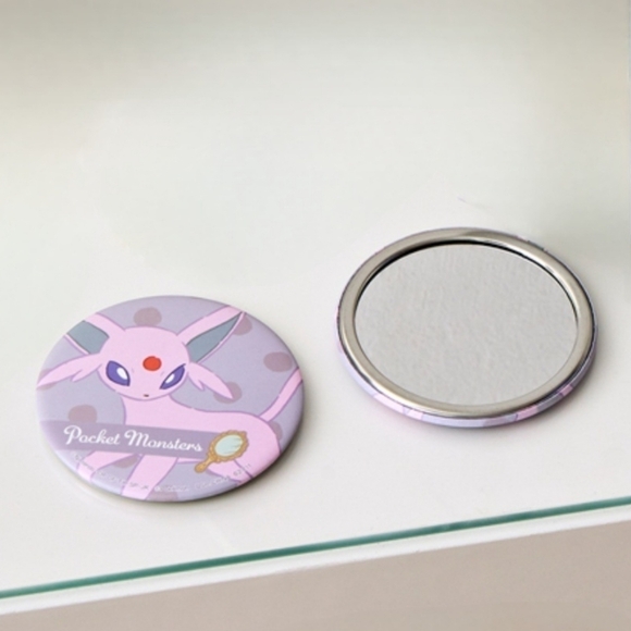 Pokémon Espeon Handheld Travel Mirror - Picture 1 of 4